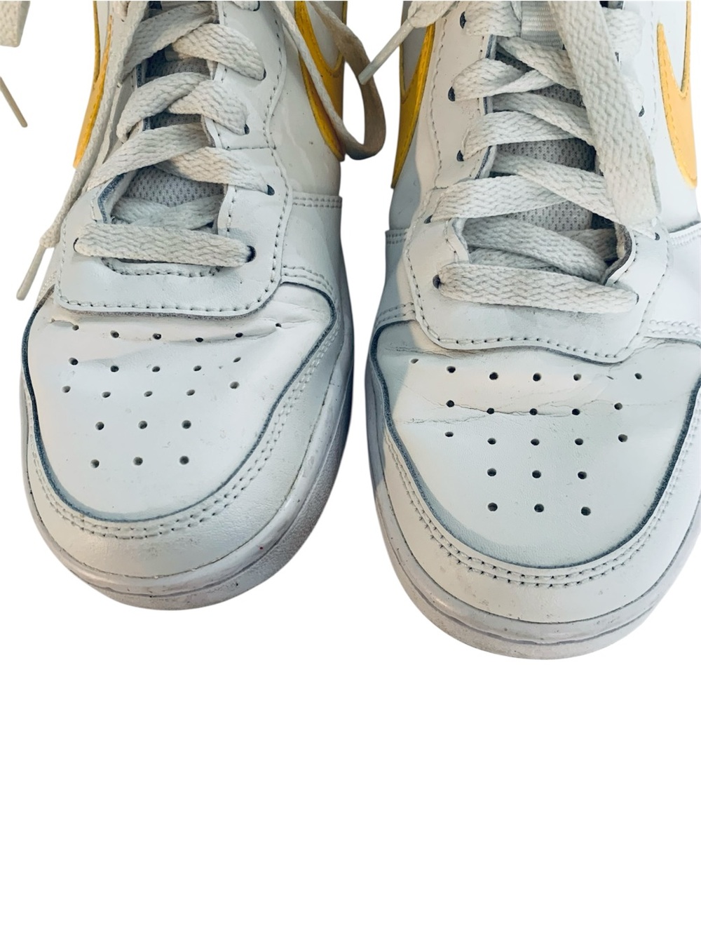 🔥SALE🔥NIKE MID-TOP COURT BOROUGH SNEAKERS. WOMENS SIZE 8. GREAT CONDITION! - Picture 5 of 7